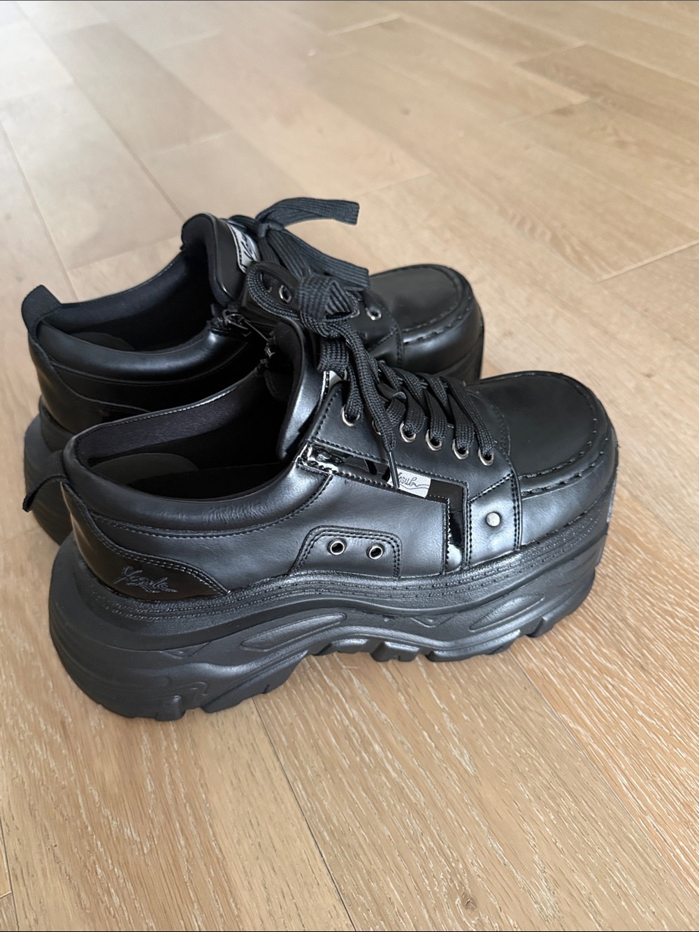 Yosuke Black Women's Platform Lace-Up Sneakers